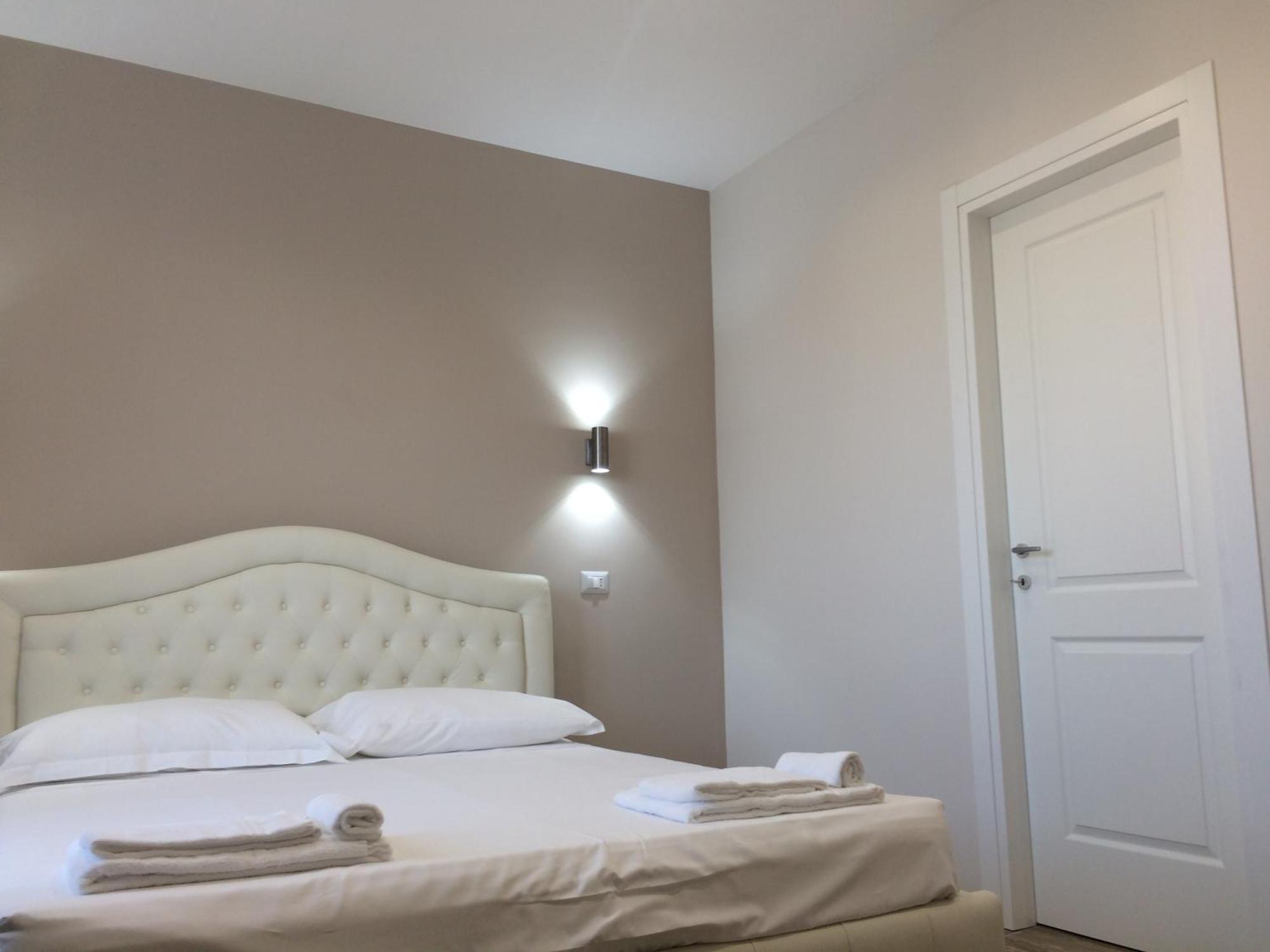 B&B Purple Italy Fiumicino Exterior photo